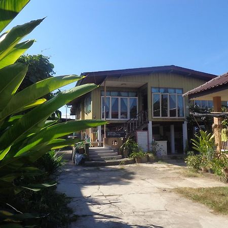 Nankamnung Homestay Bagian luar foto