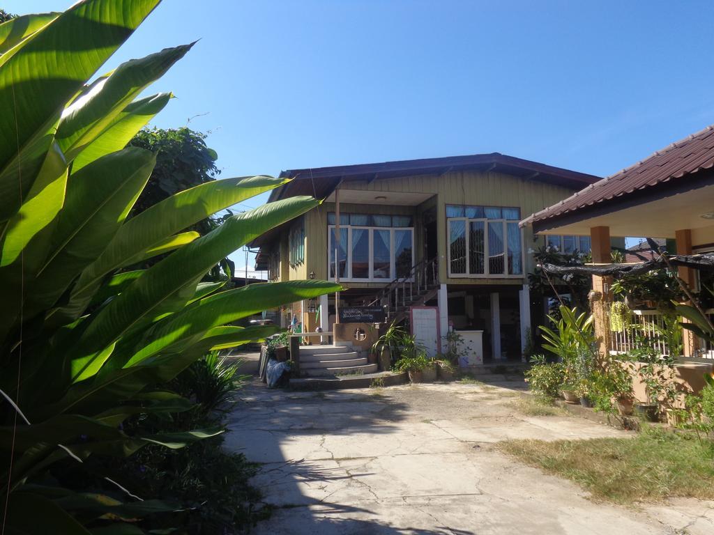 Nankamnung Homestay Bagian luar foto